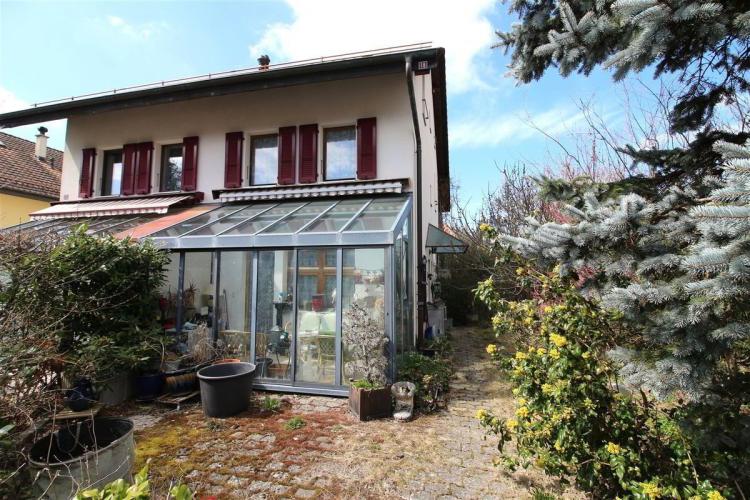 Charmante villa jumelle avec jardin