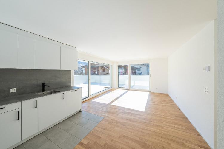 Traumhafte 2.5-Attika-Zimmerwohnung zu vermieten