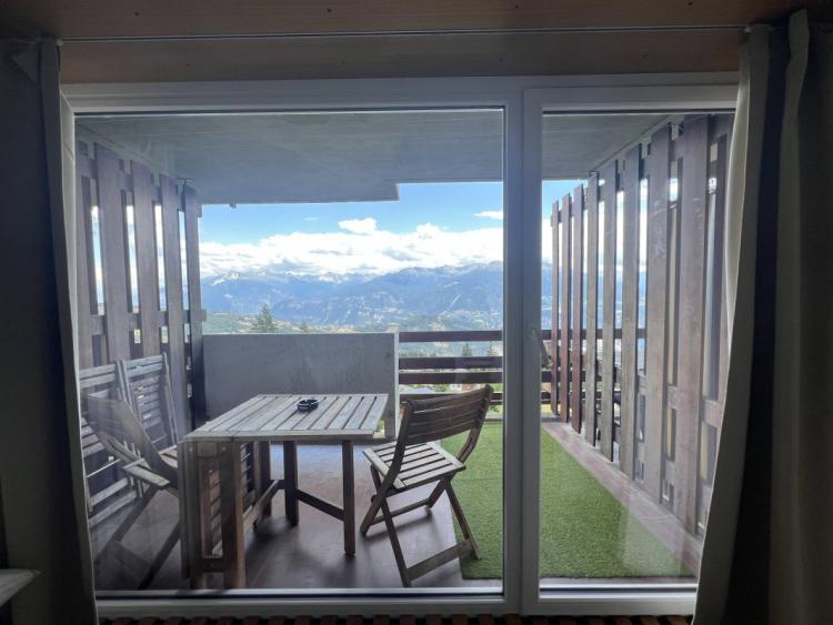 À LOUER - Appartement fonctionnel et lumineux avec balcon à Anzère