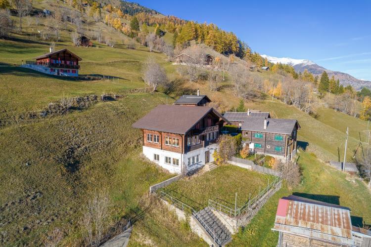 Charaktervolles Bergchalet mit Ausbaupotenzial und Weitblick