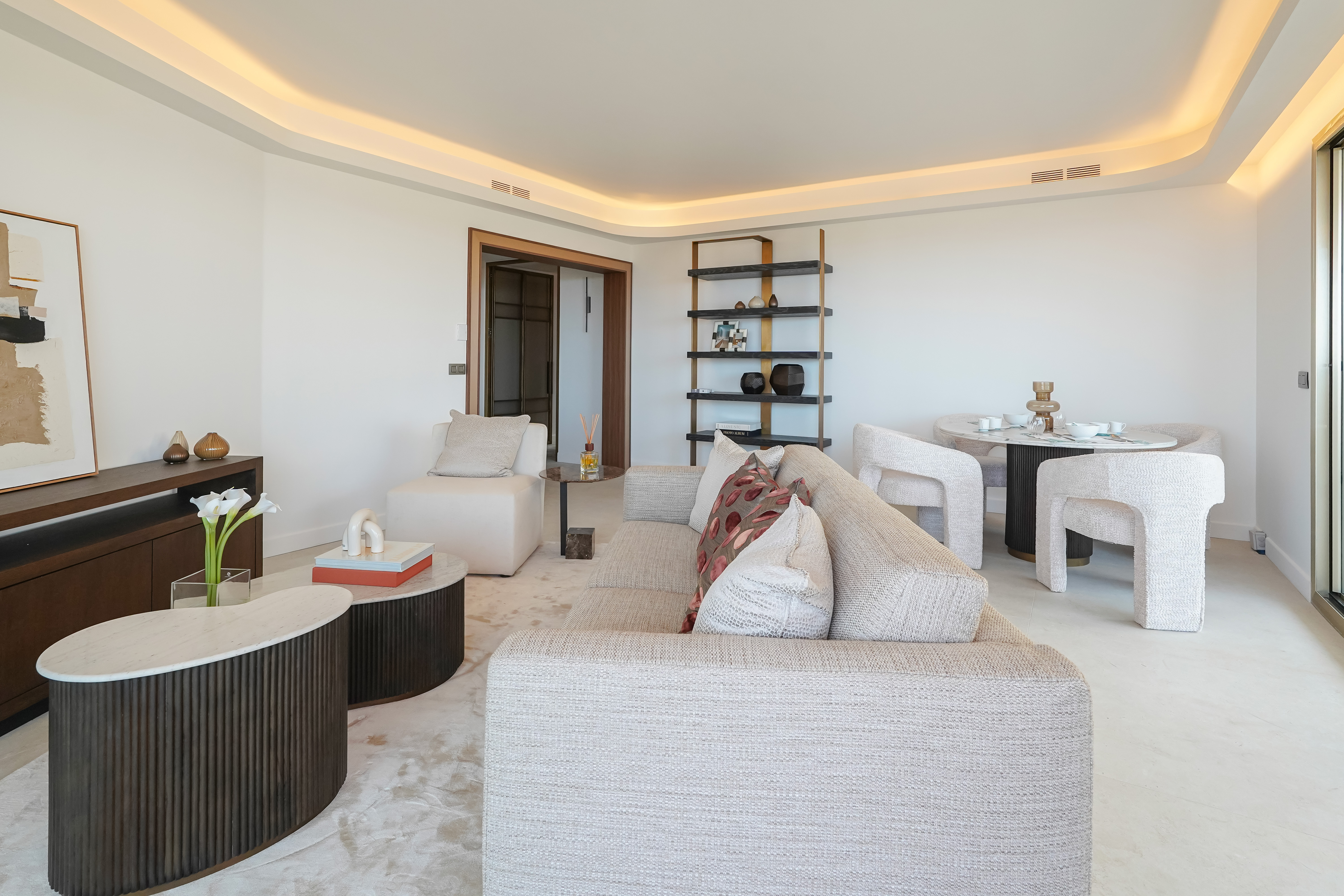 azdYF_se-jour-bis-beverly-palace-barnes-monaco-1751470937.jpg