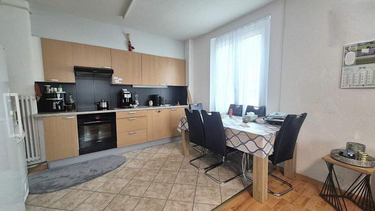 Charmant appartement de 3 pièces au 1er étage