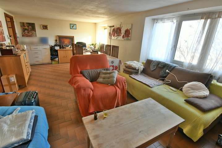 A saisir à Chamoson/VS, propriété composée de 3,5 parcelles, 1 maison...