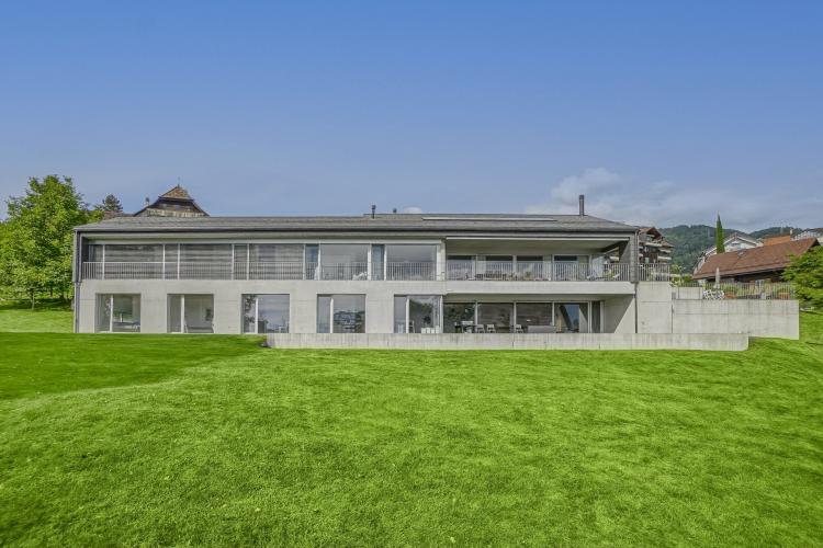EXCEPTIONNEL! Appartement contemporain de 240m2