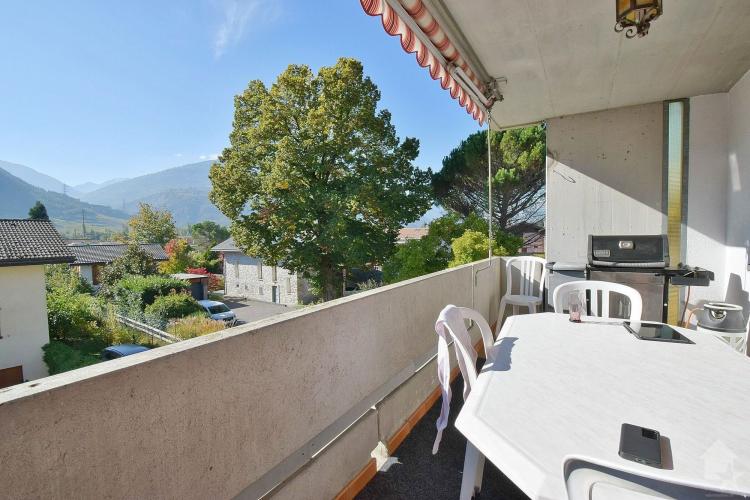 4.5 pièces avec un garage box et une place de parc extérieure incluse