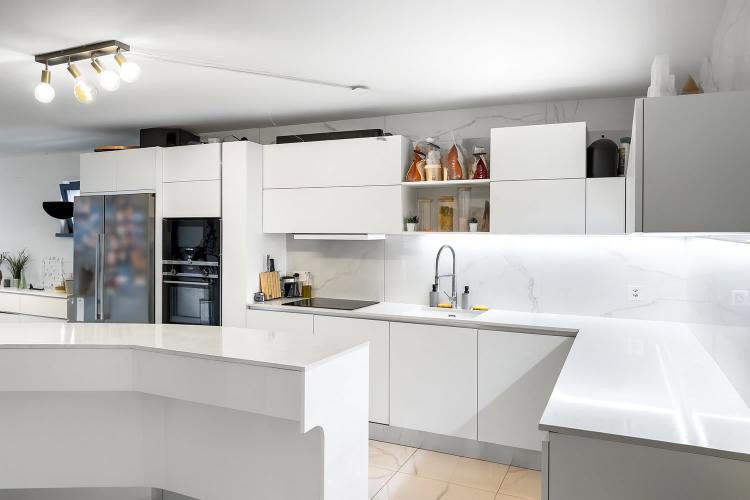 Prächtige 3,5-Zimmer-Wohnung mit Blick auf den Genfersee
