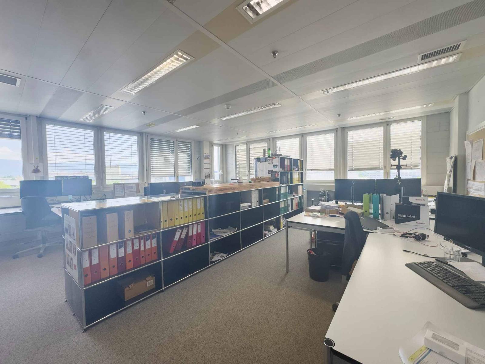 Bureaux aménagé de 1'082m2 au 4ème étage