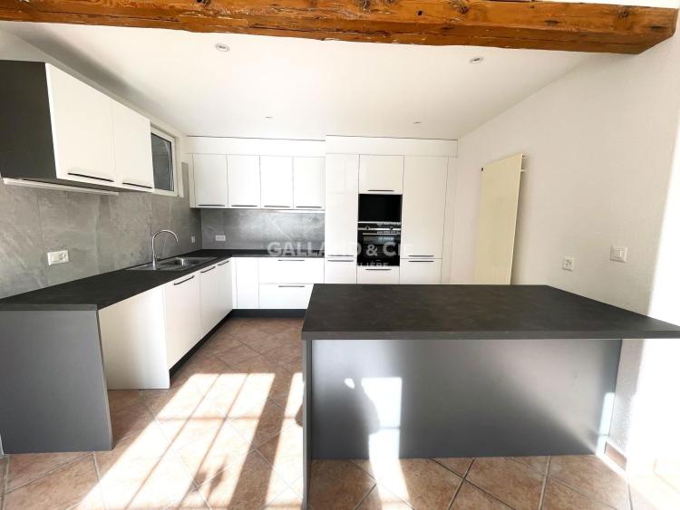 Très grand appartement de 4½ pièces avec terrasse