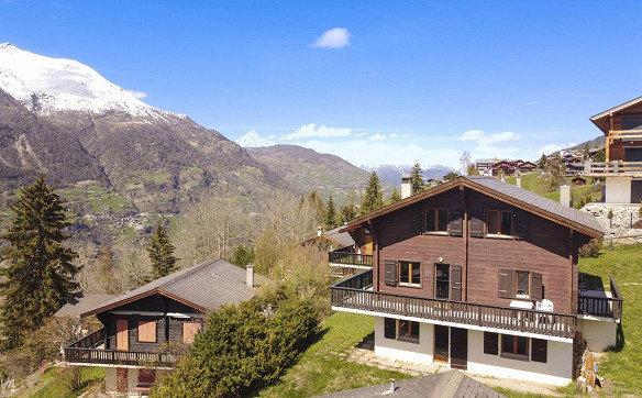 Chalet mit viel Aussicht in Grächen