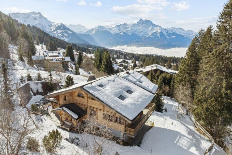 Les Chaux Fleuries - An exceptional chalet SKI IN SKI OUT
