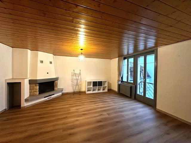 Geräumige 5.5-Zimmer-Wohnung renoviert in Delémont