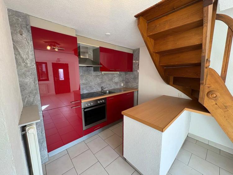 Charmant appartement en duplex de 4.5 pièces au rez-de-chaussée