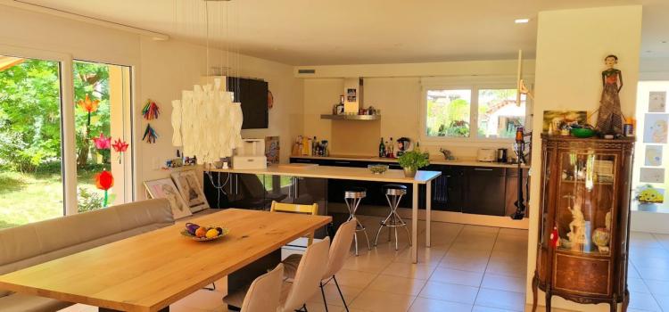 MAISON 8 PIÈCES À COPPET (VD), MEUBLÉ, DURÉE DÉTERMINÉE