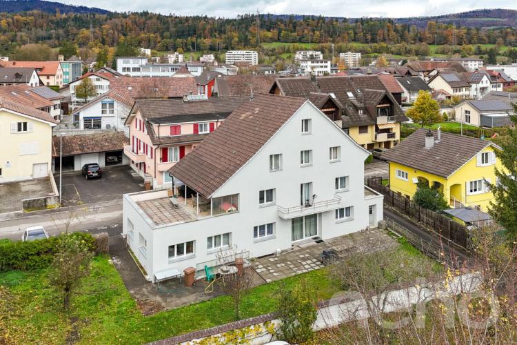 Immeuble avec excellent Rendement Entièrement Rénové !