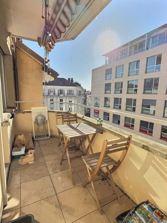 Appartement urbain en plein centre