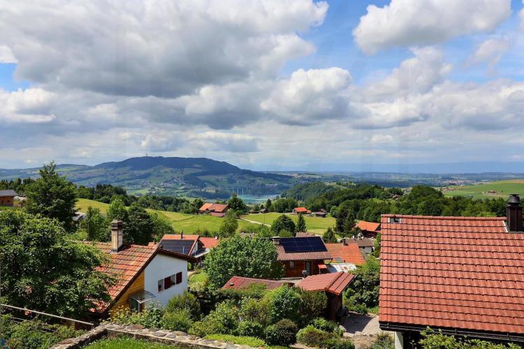 House for sale in Gruyère District, Switzerland