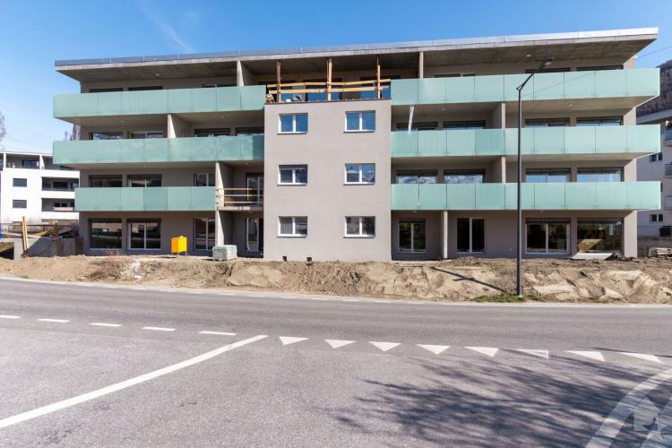 Attique 4.5 pièces orienté ouest avec vue dégagée sur les Alpes