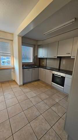 Bel et spacieux appartement de 4,5 pièces au 1er étage