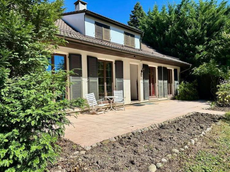 House for sale in Founex, Switzerland