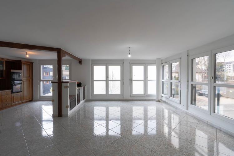 Superbe appartement lumineux de 5,5 pièces avec box - La Chaux-de-Fonds