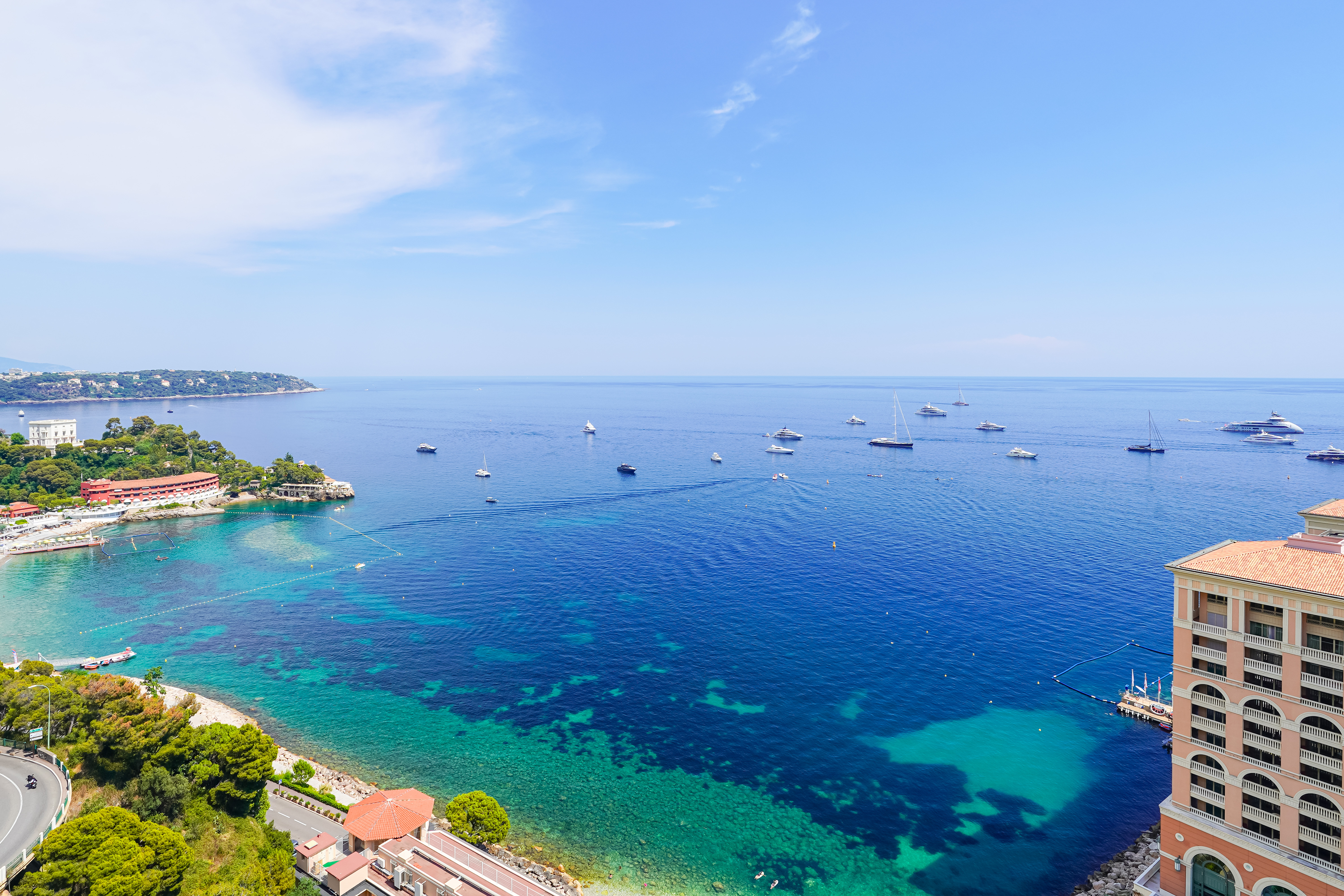 cQEfv_vue-mer-monte-carlo-sun-1751545811.jpg