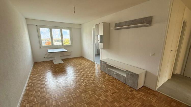 A louer appartement de 3.5 pièces au 3ème étage