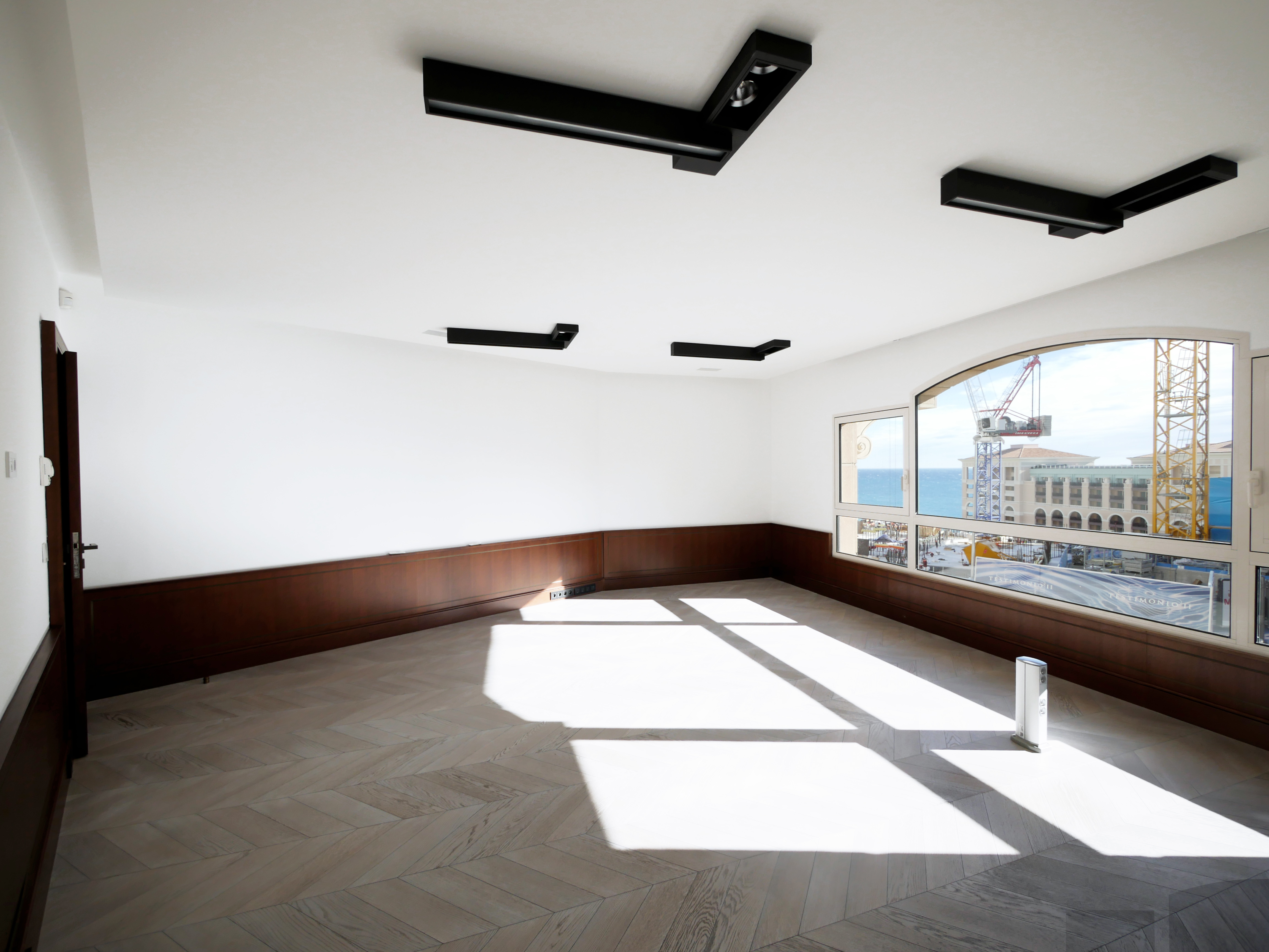 d0JPa_bureau-2-bis-1612282680.jpg