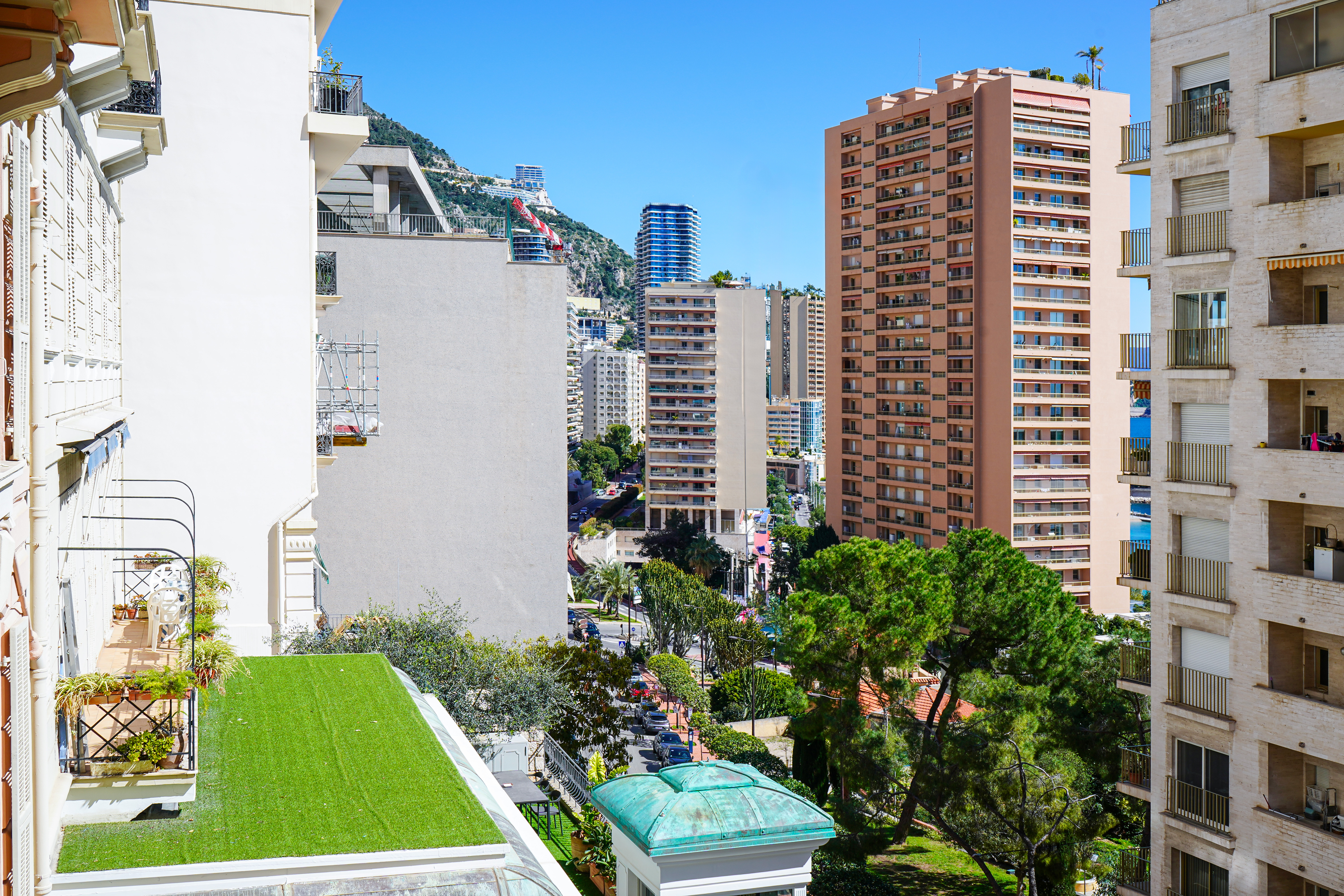 d7WPB_vue-est-barnes-valeri-agency-monaco-1774610699.jpg