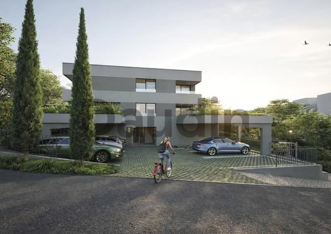 Appartement THPE sur plan de 3 pièces avec un balcon spacieux