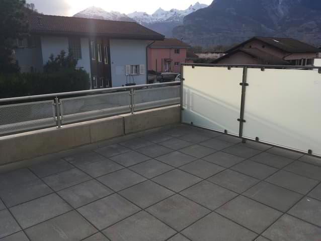 SPACIEUX STUDIO RECENT AVEC SA SUPERBE TERRASSE / MALOC-IMMO