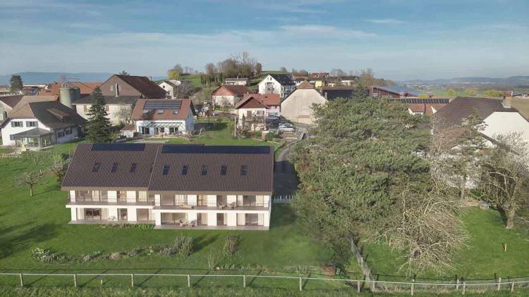 Estavayer / Frasses Letztes Apartment mit 3,5 Zimmern im Erdgeschoss-Garten