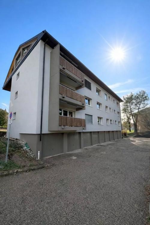 Spacieux et lumineux appartement de 3.5 pièces entièrement rénové