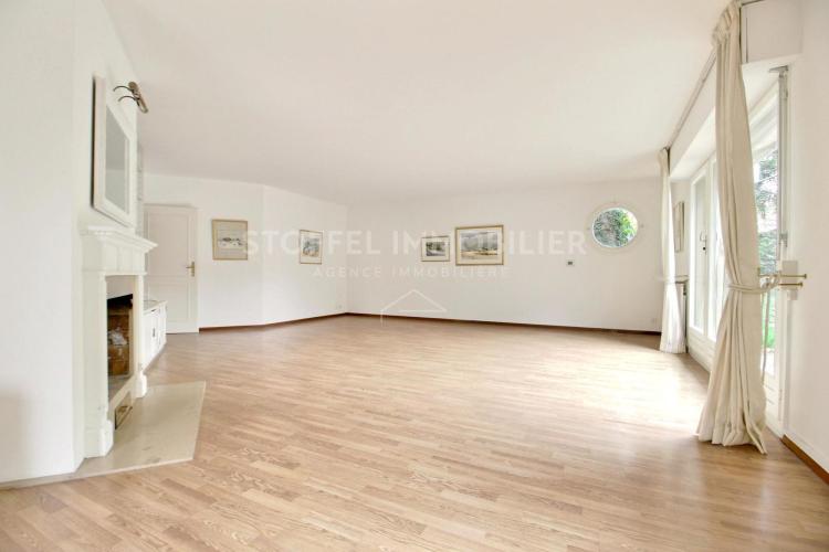 Apartment for sale in Collonge-Bellerive, Switzerland