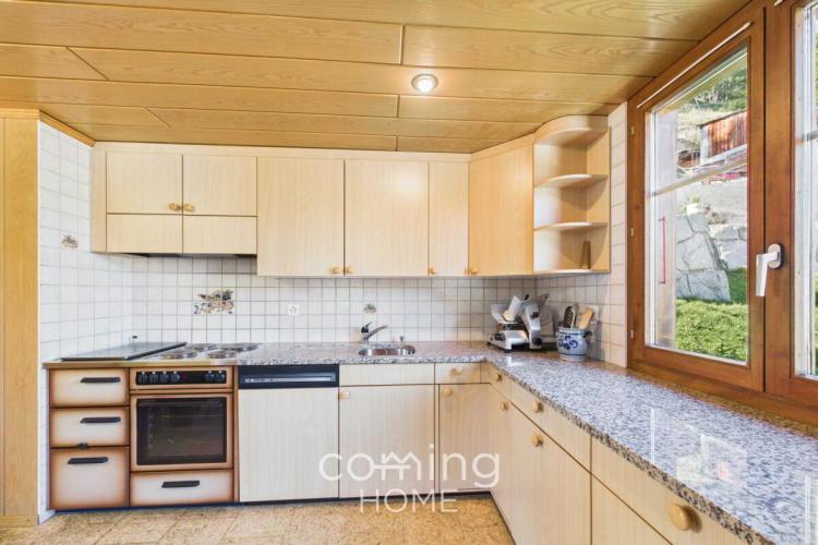 Ferienwohnung im Walliser Chalet in Embd - 3.5 Zimmer mit Balkon, Bergsicht und Zweitwohnsitz