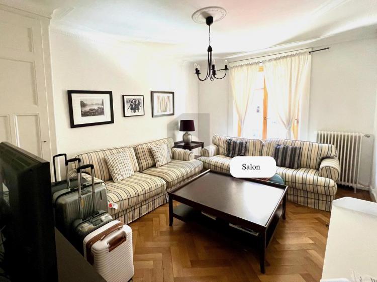 CHARMANT MEUBLÉ CENTRAL POUR COUPLE OU FAMILLE
