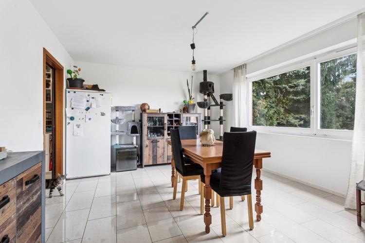 Confortable et lumineux appartement en rez-de-chaussée