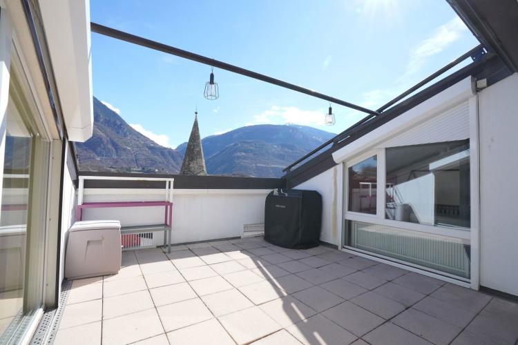 CENTRE-VILLE DE SIERRE APPARTEMENT DUPLEX AVEC VUE
