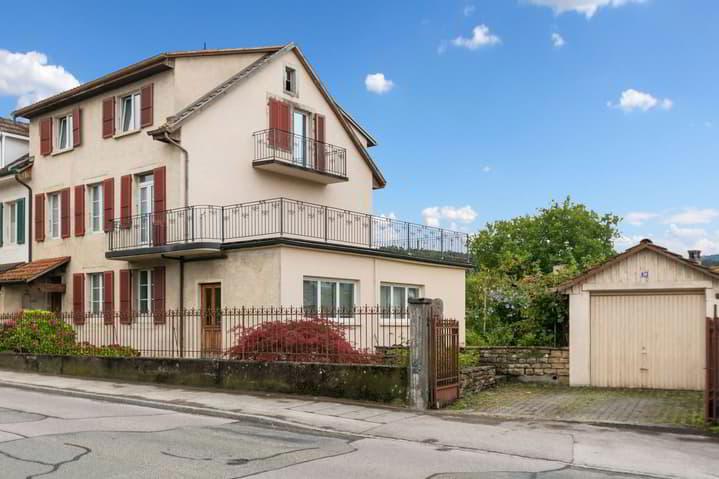 Grande maison familiale mitoyenne de 11 pièces à Porrentruy