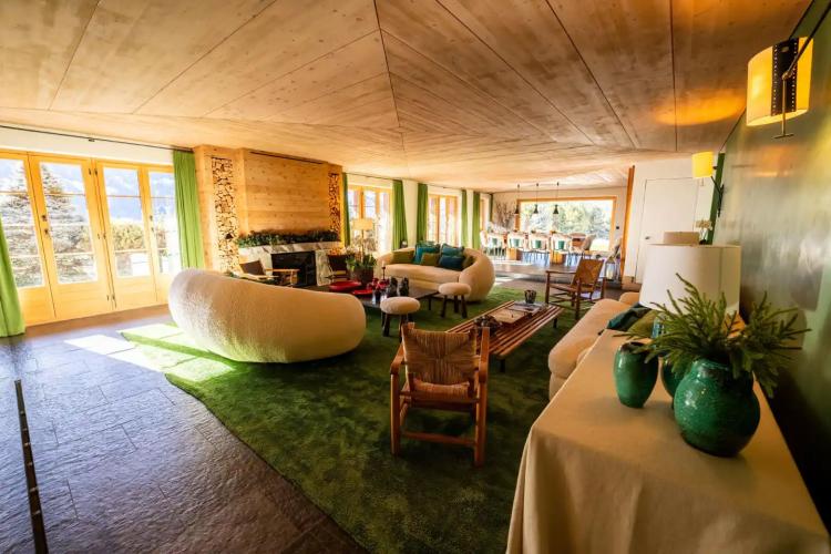 Luxuriöses Duplex-Apartment mit atemberaubender Aussicht in den Höhen von Rougemont