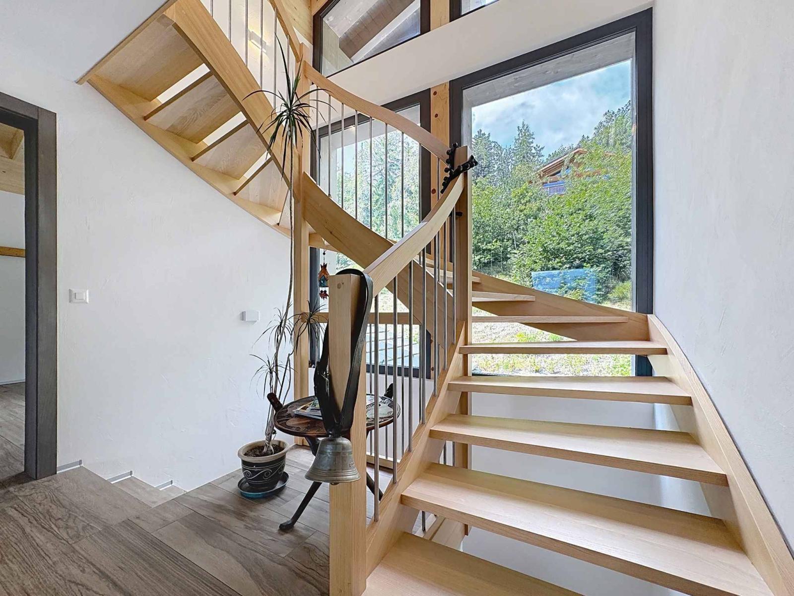 Exceptionnel chalet sur 3 niveaux avec piscine intérieure/ espace bien-être
