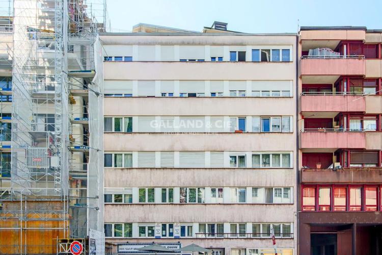 Appartement de 2 pièces au 4ème étage partiellement rénové