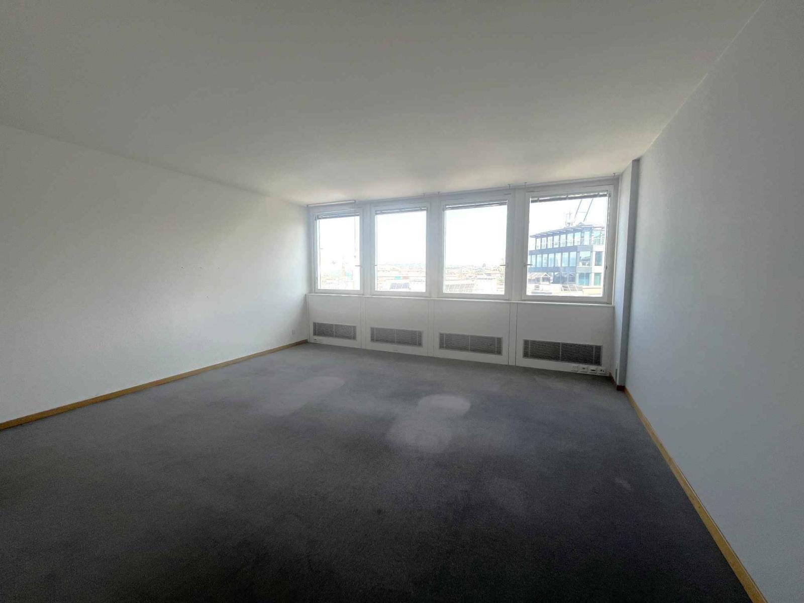 Bureaux 367m2 - Centre-Ville - courte durée