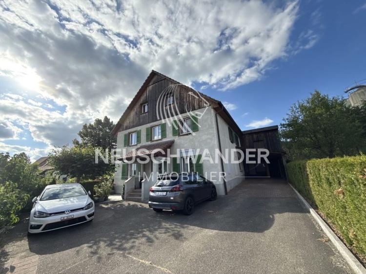 Maison villageoise à vendre comprenant 2 appartements à Charmoille
