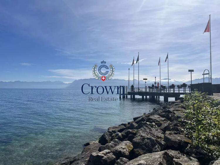Apartment for sale in Saint-Prex, Switzerland