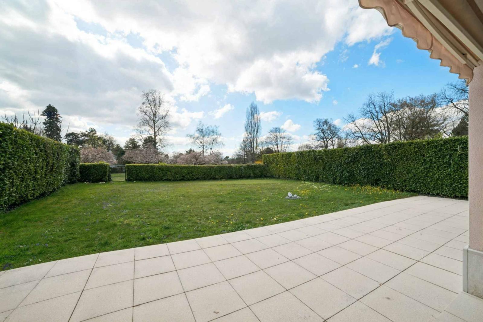 Superbe appartement avec jardin dans une résidence de haut standing