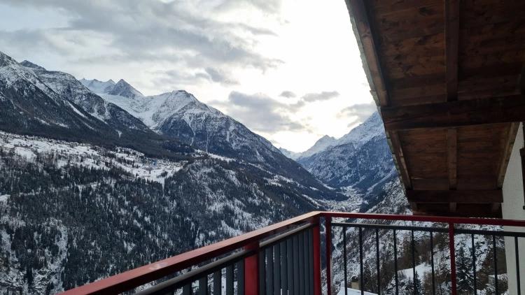 Mehrfamilienhaus mit total 540 m2 Nutzfläche und sehr grossem Potenzial