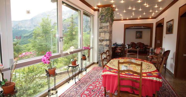 Chalet 8.5 pièces