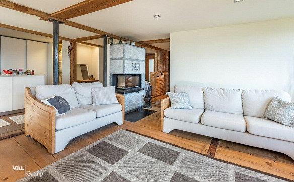 Top renovierte Wohnung im Herzen von Eischoll inkl. 3 Aussenparkplätze