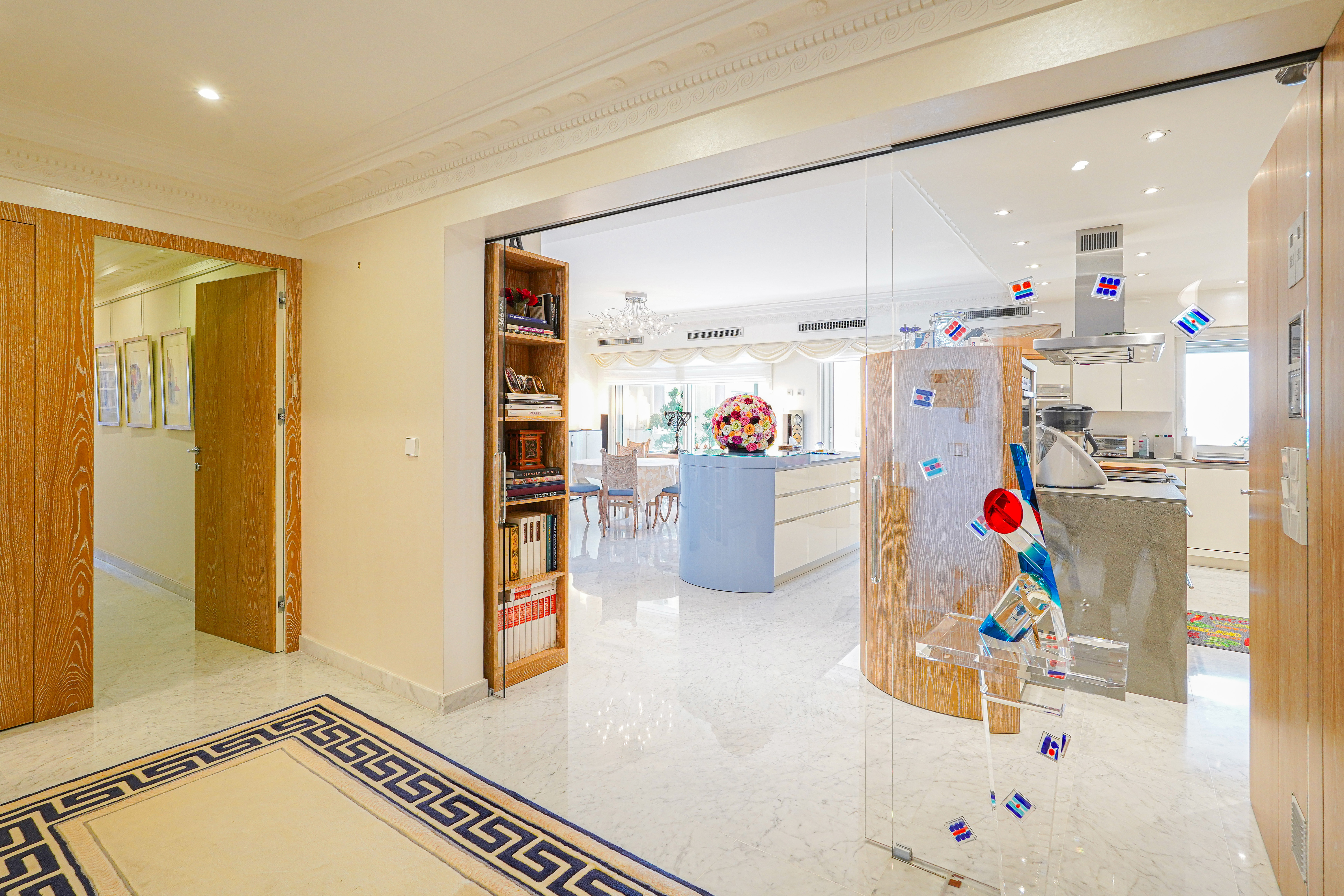 eoQoc_couloir-seaside-plaa-barnes-monaco-1752847971.jpg