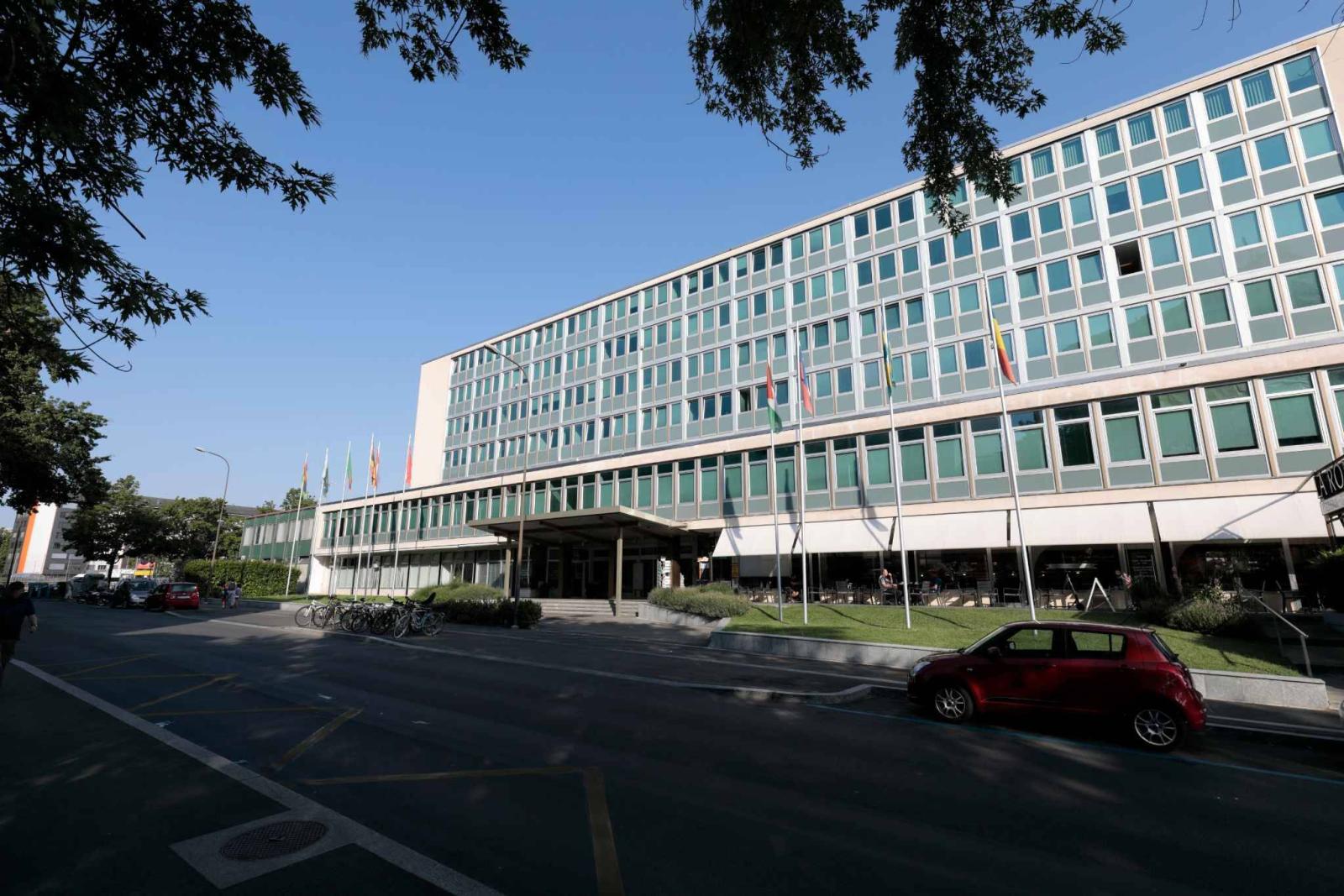 Surface de bureaux de 239 m² – Proximité immédiate des Nations